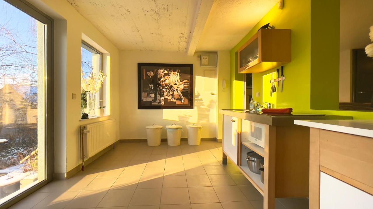 Togo Guesthouse Тервурен Екстериор снимка